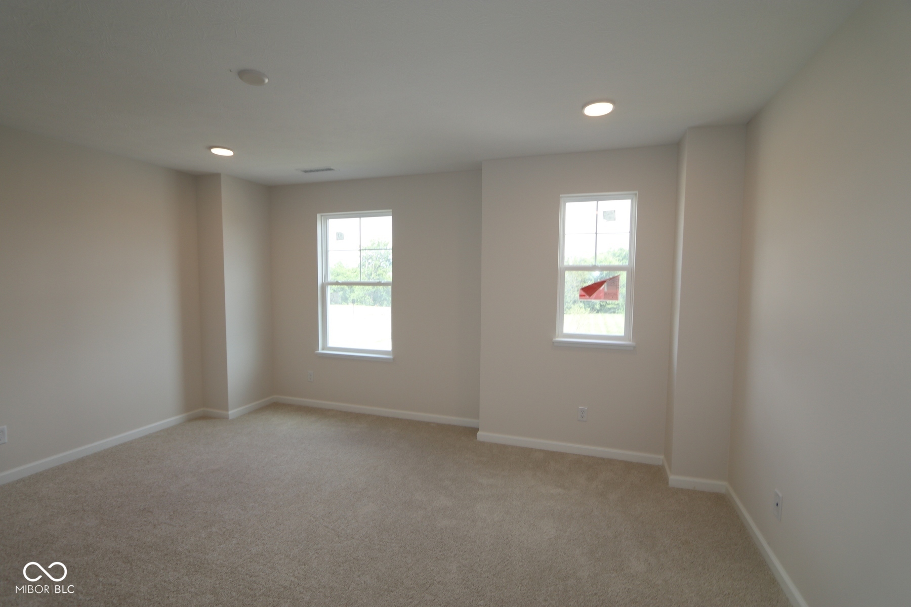 4992 Amber Crest Drive
