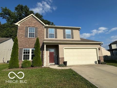 Photo of 2950 Treehouse Pass, Greenwood, IN 46143 (MLS # 22062962)