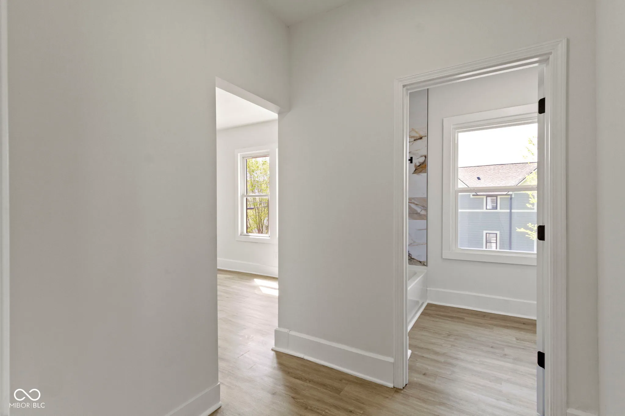 Indianapolis, Indiana 46205, United States, ,Residential,Pending,122289