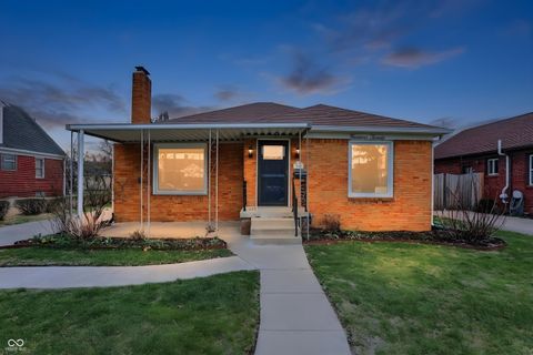 Photo of 1420 N Leland Avenue, Indianapolis, IN 46219 (MLS # 22089507)