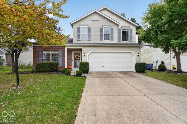 12161 DRIFTSTONE DR, FISHERS, IN 46037 - Image ada14a8067932d656d85afa145d0f7c5/1985769142