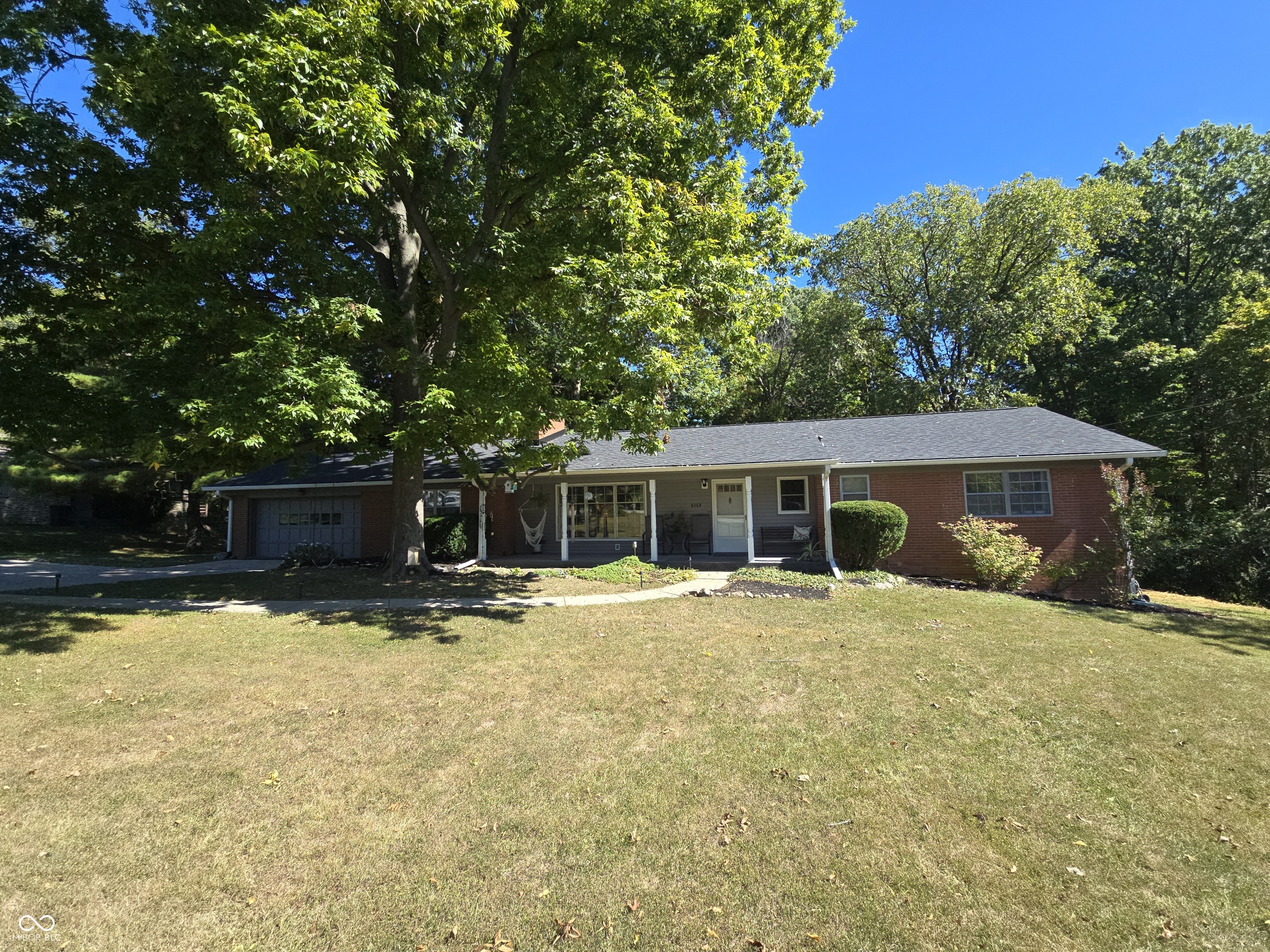 6149 Brokenhurst Road