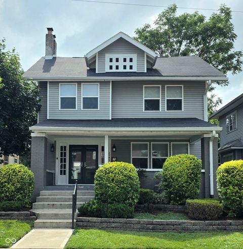 Photo of 2946 Broadway Street, Indianapolis, IN 46205 (MLS # 22111895)