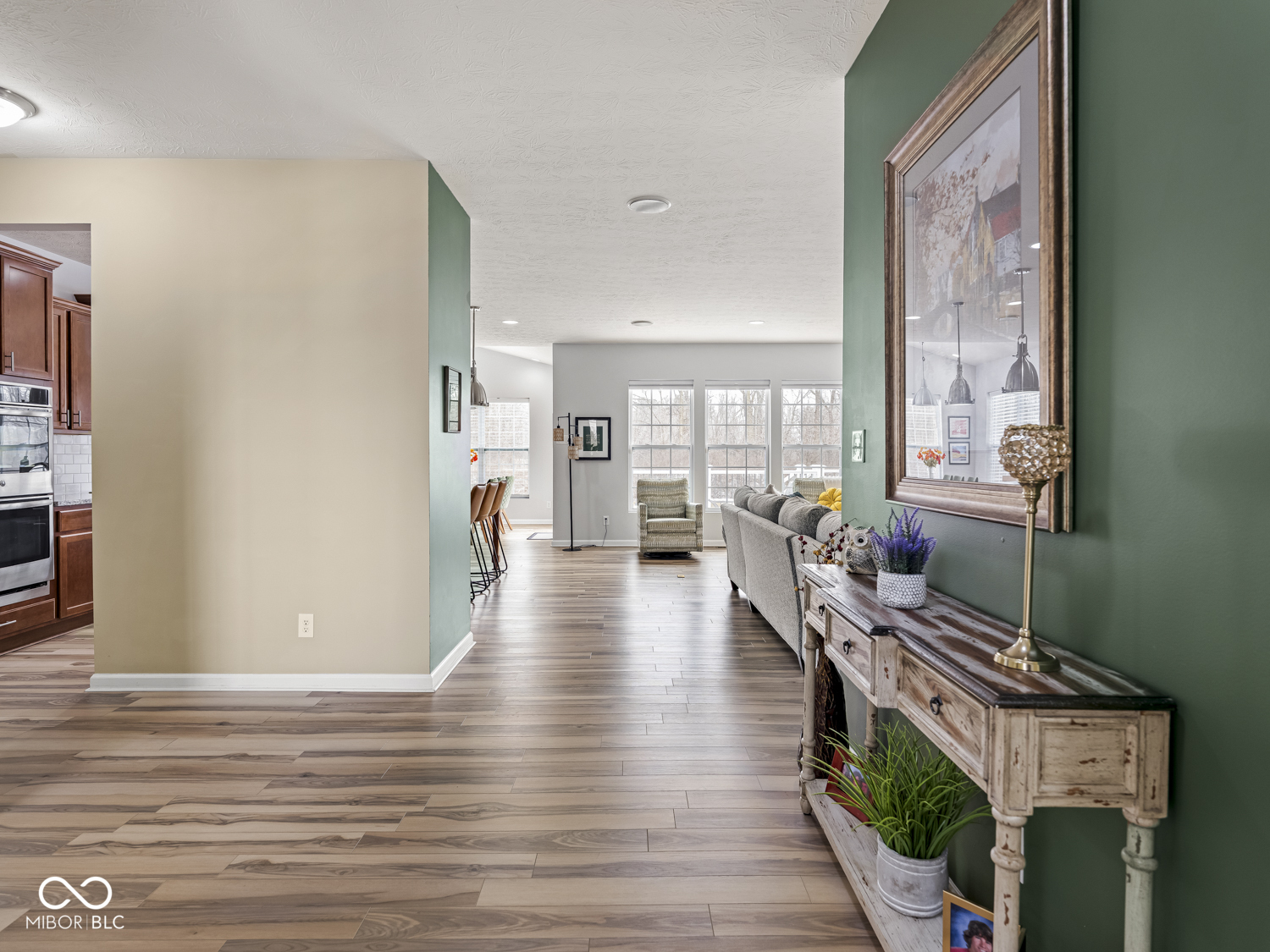 4912 Waterhaven Drive