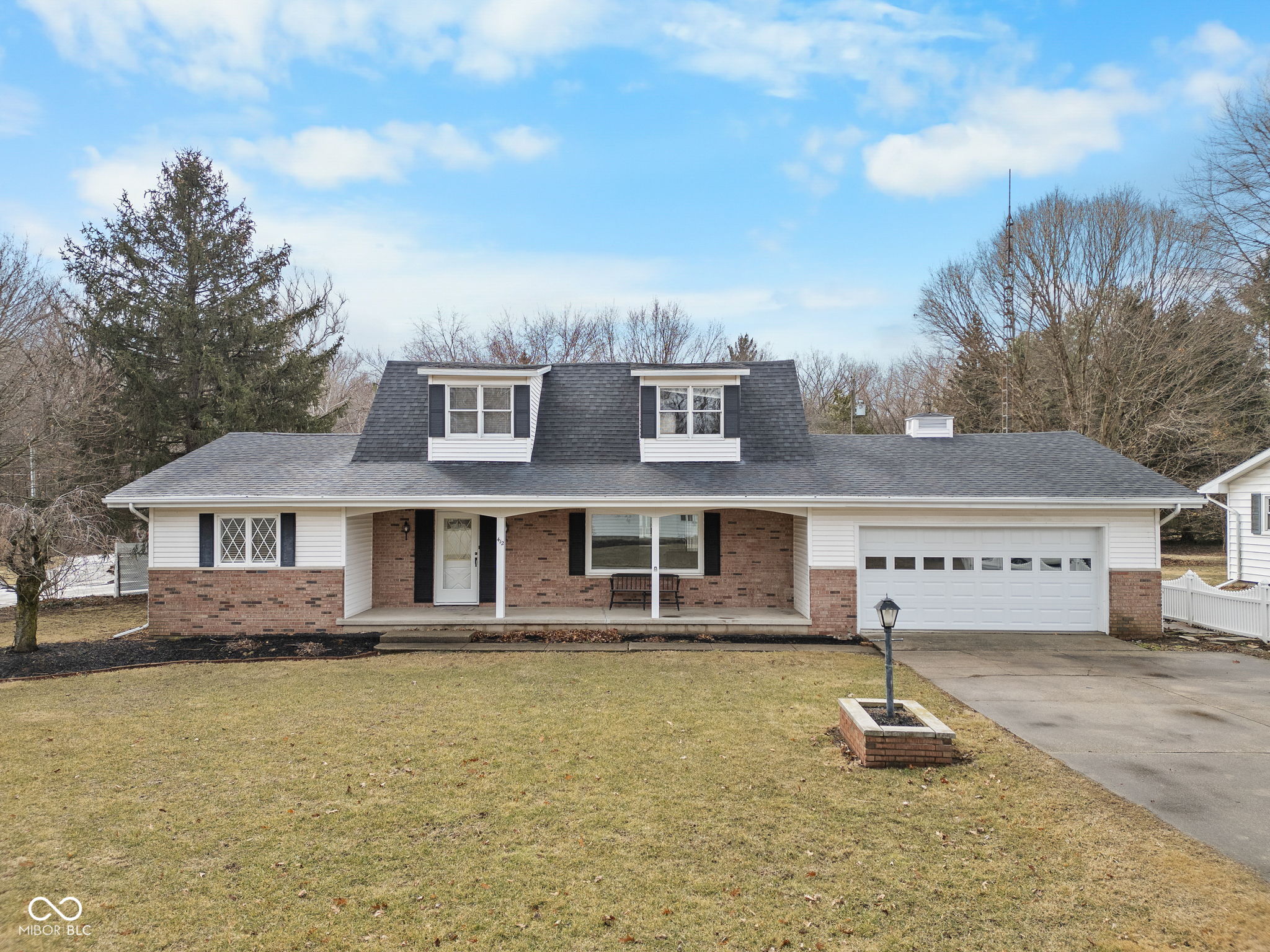 Listing image 1