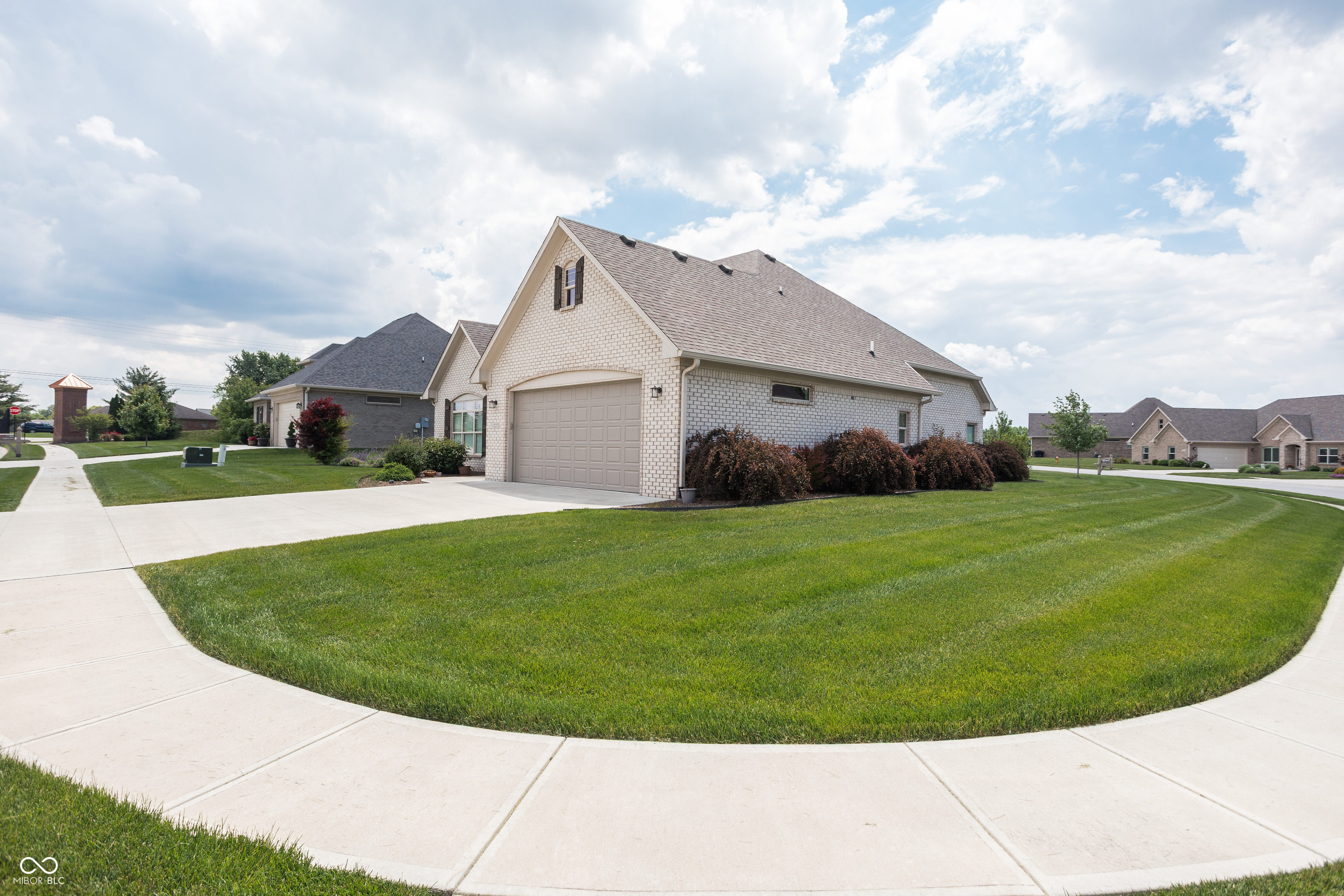 1227 Highbury Drive