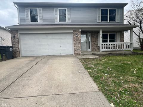 Photo of 1334 Blue Grass Parkway, Greenwood, IN 46143 (MLS # 22071367)