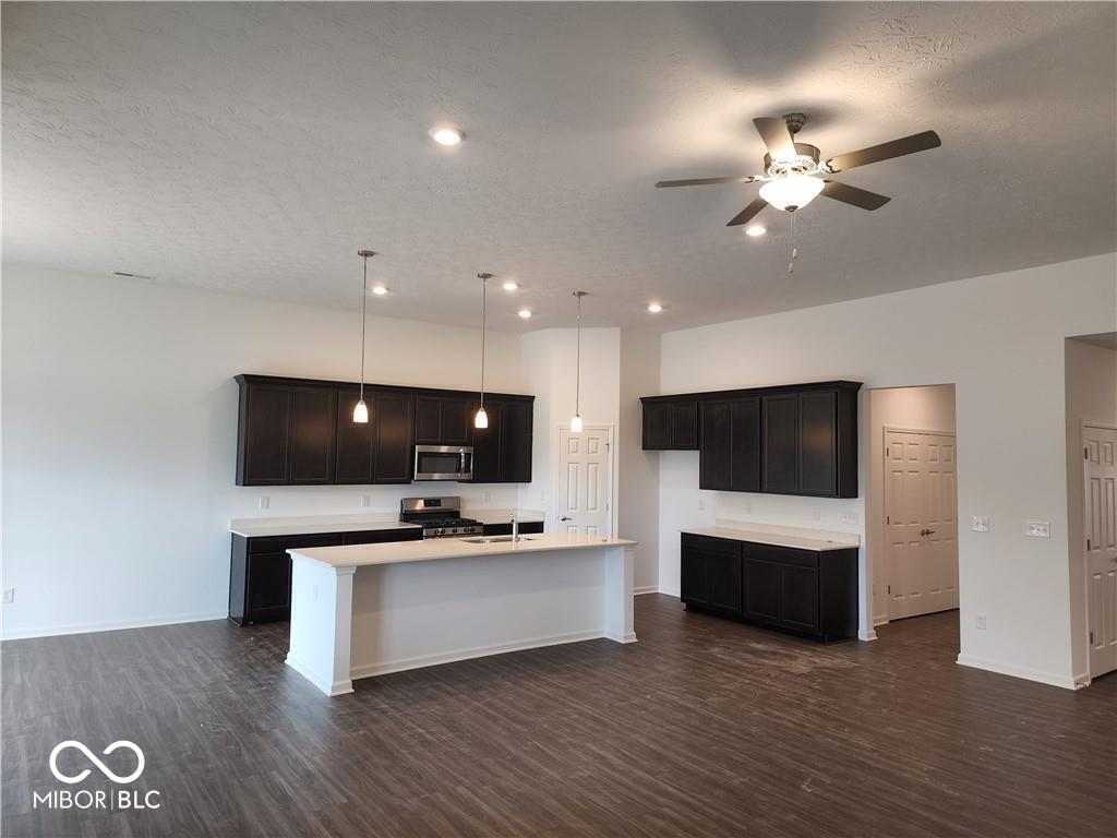 564 Lanai Lane