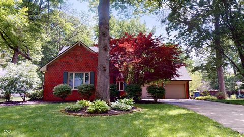Photo of 523 Verwood Court, Indianapolis, IN 46234 (MLS # 22103416)