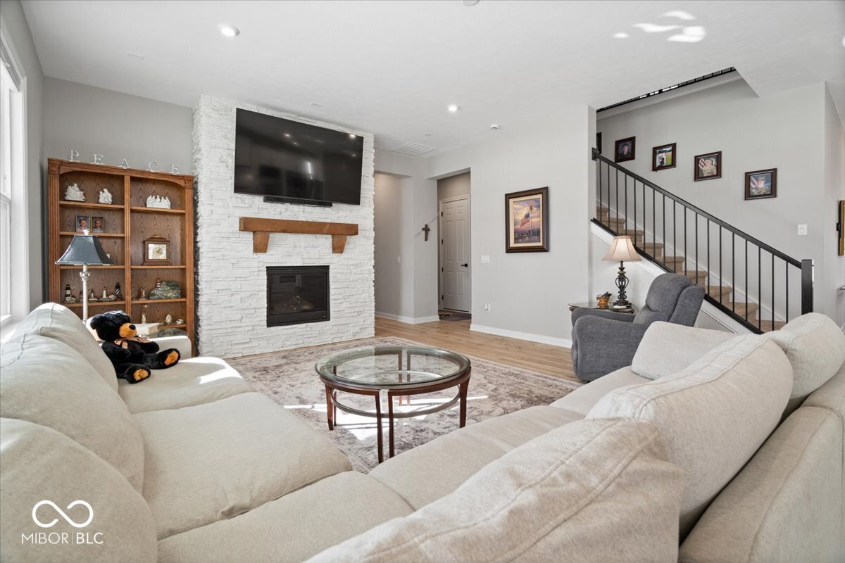 18898 Shefler Boulevard