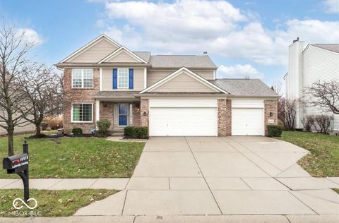 Photo of 16446 Lakeville Crossing, Westfield, IN 46074 (MLS # 22070375)