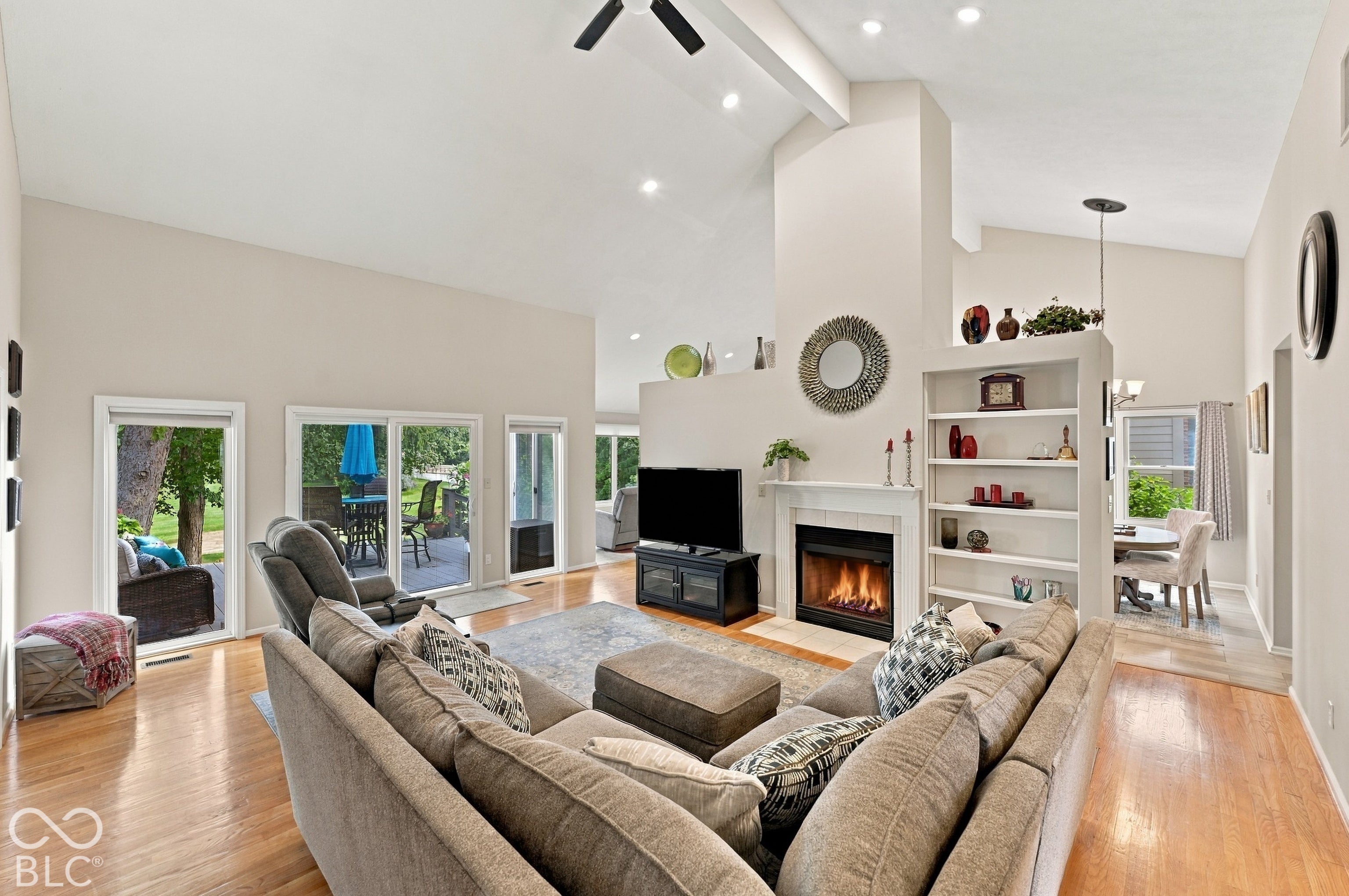 7342 Pymbroke Drive