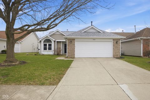 Photo of 7353 Brackenwood Circle S, Indianapolis, IN 46260 (MLS # 22087647)