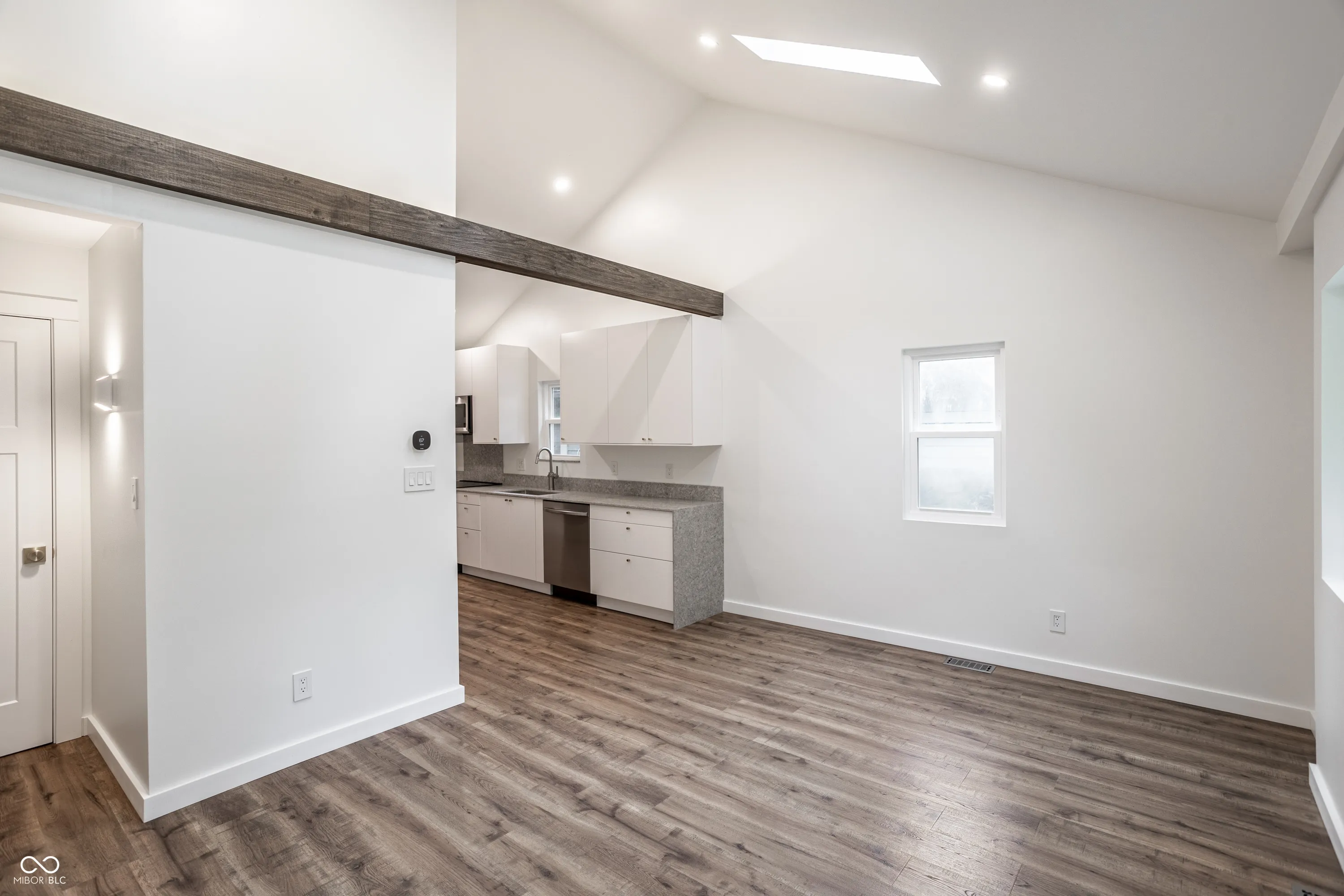 Indianapolis, Indiana 46205, United States, 3 Bedrooms Bedrooms, ,2 BathroomsBathrooms,Residential,Active,156039