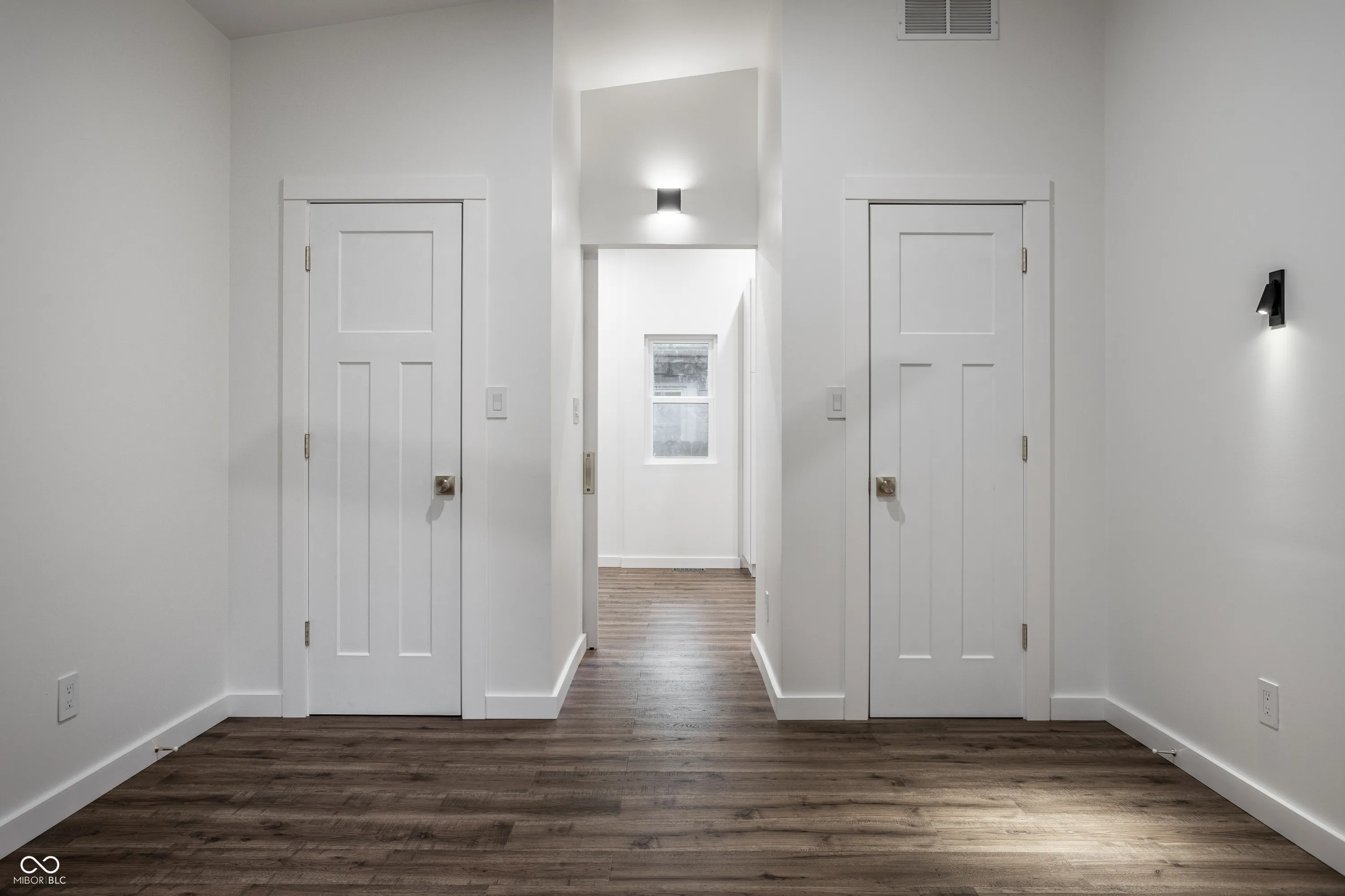 Indianapolis, Indiana 46205, United States, 3 Bedrooms Bedrooms, ,2 BathroomsBathrooms,Residential,Active,156039