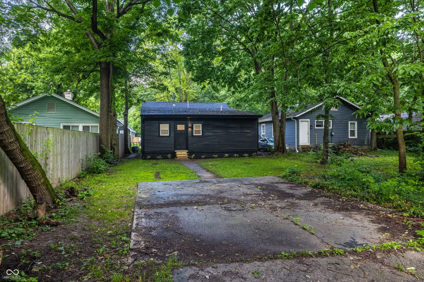 Indianapolis, Indiana 46205, United States, 3 Bedrooms Bedrooms, ,2 BathroomsBathrooms,Residential,Active,156039