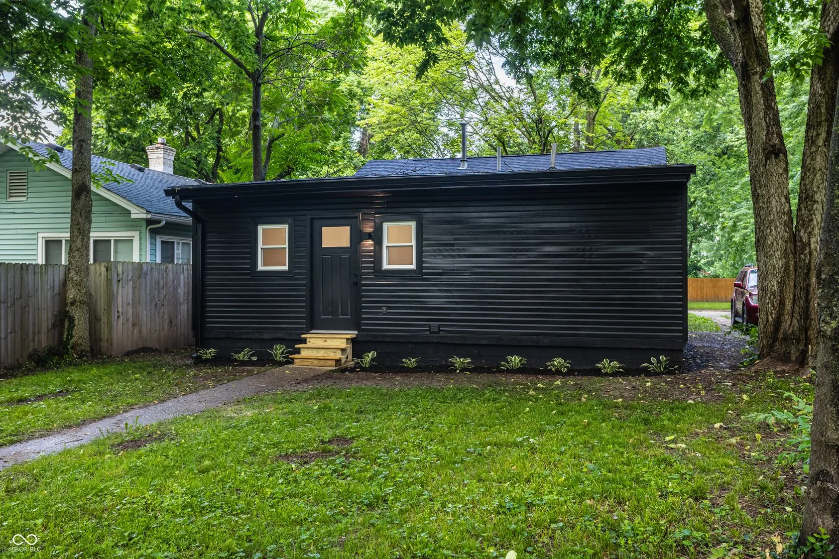 Indianapolis, Indiana 46205, United States, 3 Bedrooms Bedrooms, ,2 BathroomsBathrooms,Residential,Active,156039