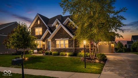 Photo of 1365 Burgess Hill Pass, Westfield, IN 46074 (MLS # 22110832)