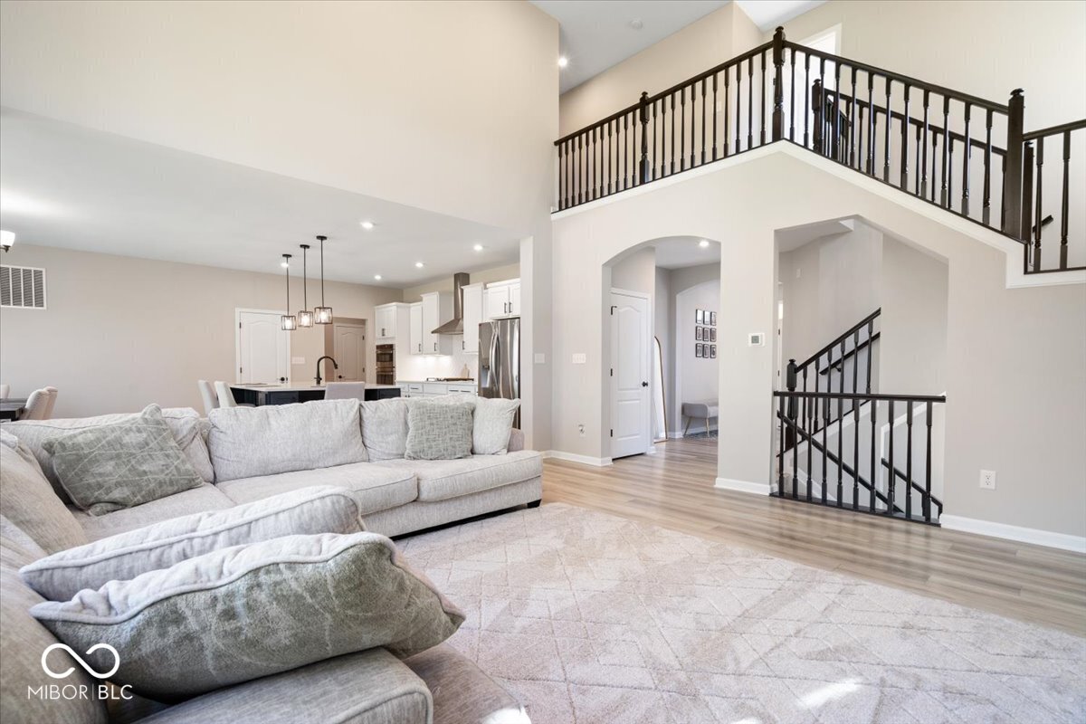 6210 Shallow Creek
