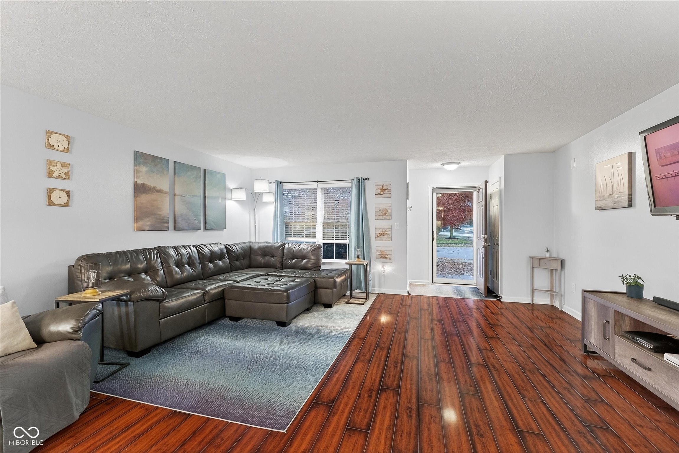 3702 Crest Point Drive