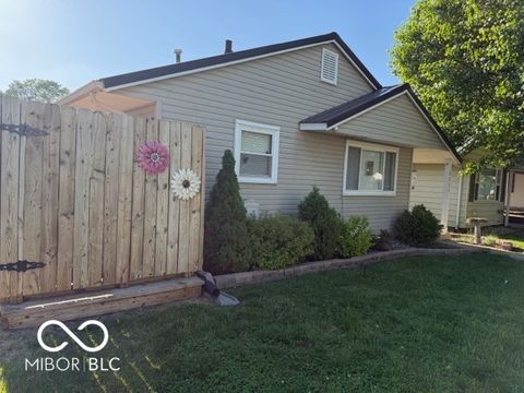 2239 Maple Street Columbus IN 47201