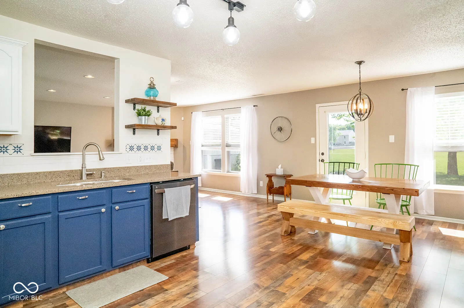 Indianapolis, Indiana 46237, United States, 4 Bedrooms Bedrooms, ,3 BathroomsBathrooms,Residential,Active,171275