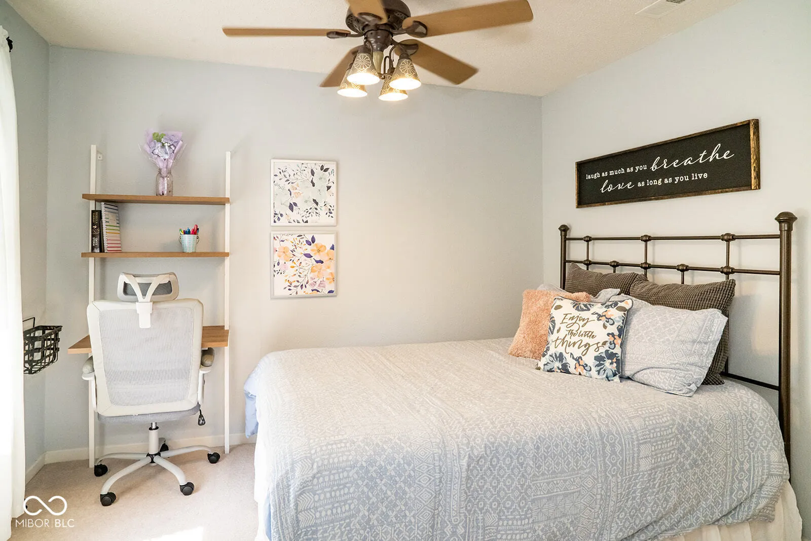 Indianapolis, Indiana 46237, United States, 4 Bedrooms Bedrooms, ,3 BathroomsBathrooms,Residential,Active,171275