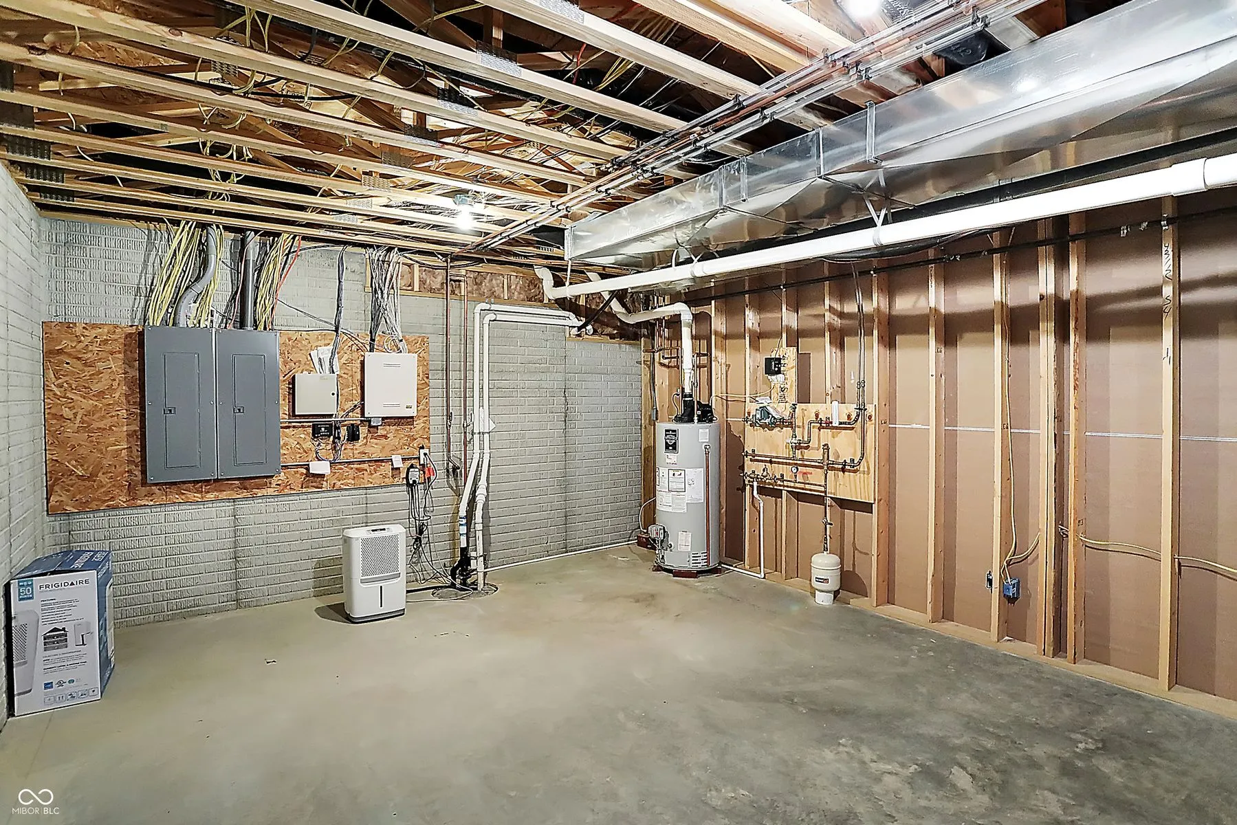 Columbus, Indiana 47201, United States, 3 Bedrooms Bedrooms, ,3 BathroomsBathrooms,Residential,Active,206519