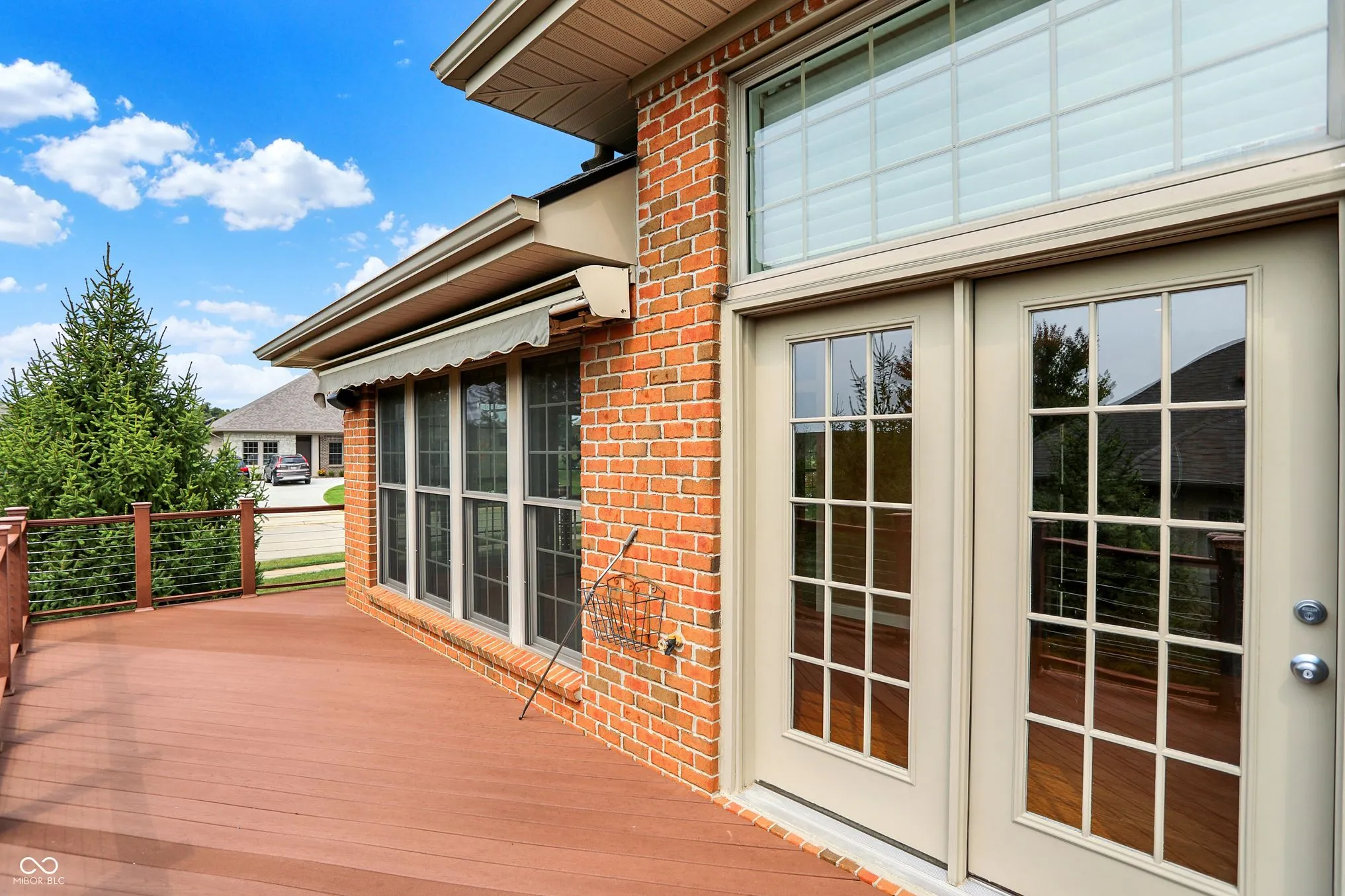 Columbus, Indiana 47201, United States, 3 Bedrooms Bedrooms, ,3 BathroomsBathrooms,Residential,Active,206519