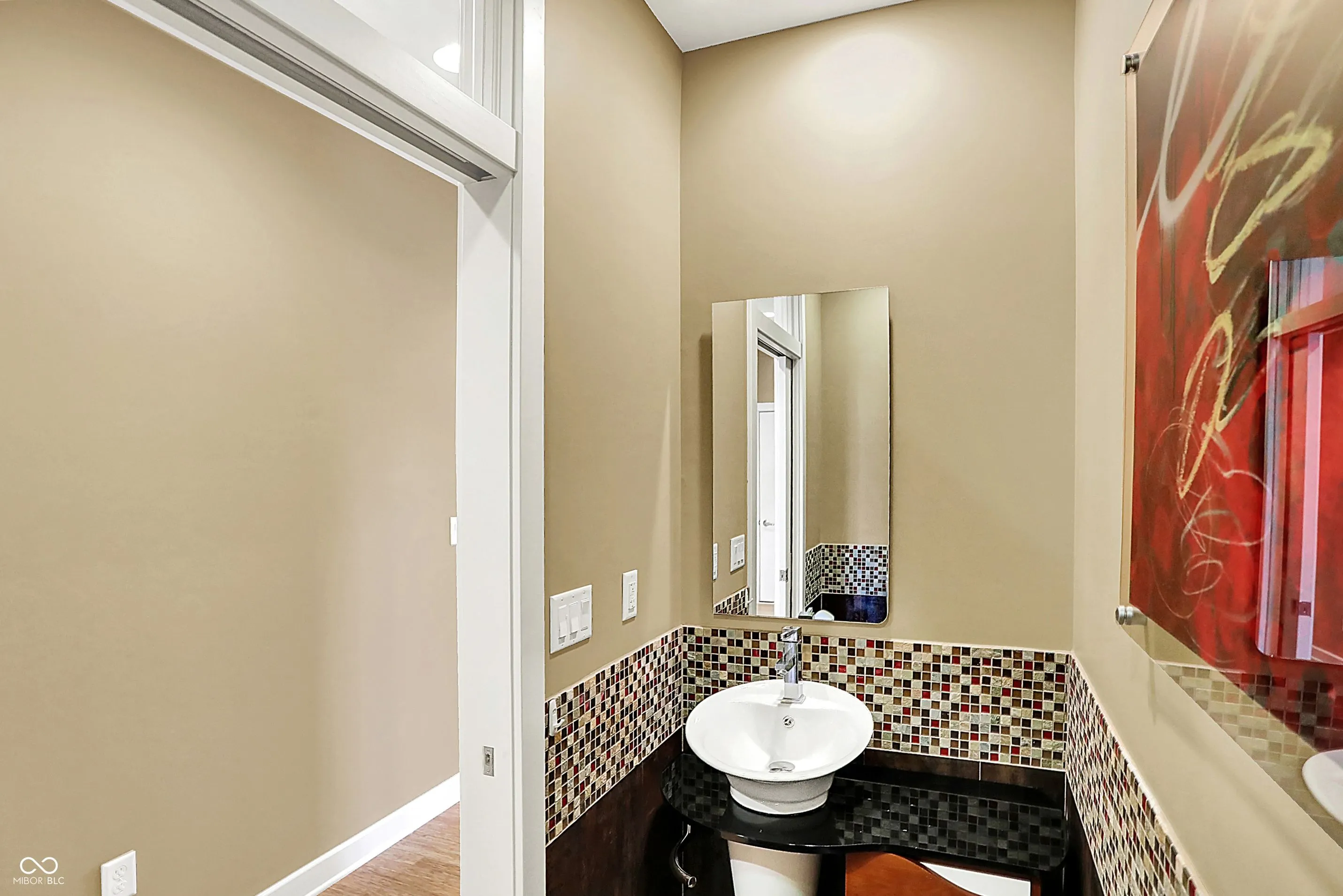 Columbus, Indiana 47201, United States, 3 Bedrooms Bedrooms, ,3 BathroomsBathrooms,Residential,Active,206519