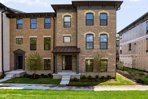 Photo of 1960 Rosette Way, Indianapolis, IN 46202 (MLS # 22111226)