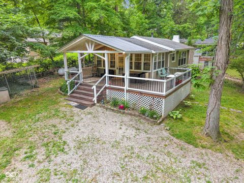 Photo of 11033 Dogwood Lane, Cloverdale, IN 46120 (MLS # 22107287)