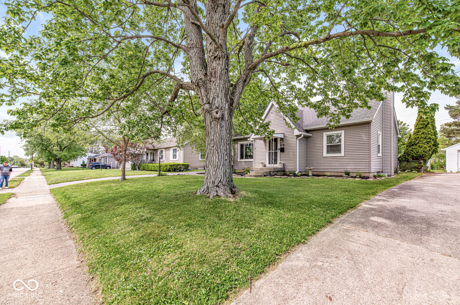 226 N 13th Avenue