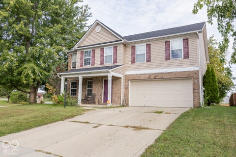 Photo of 608 Rocky Meadow Drive, Greenwood, IN 46143 (MLS # 22130231)