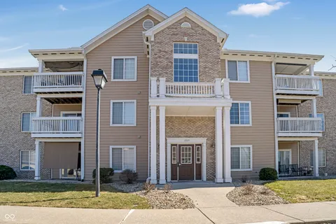 6525 Emerald Hill Court Unit 207, Indianapolis, IN 46237 - MLS#: 22026031