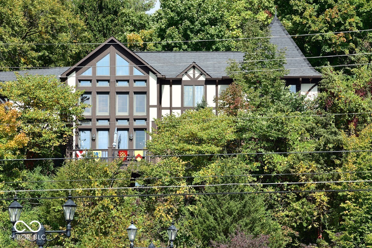 6412 Fall Creek Road