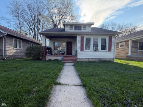 Photo of 529 N Chester Avenue, Indianapolis, IN 46201 (MLS # 22095309)
