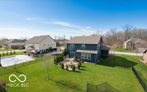 Photo of 16367 Anderson Way, Noblesville, IN 46062 (MLS # 22091724)