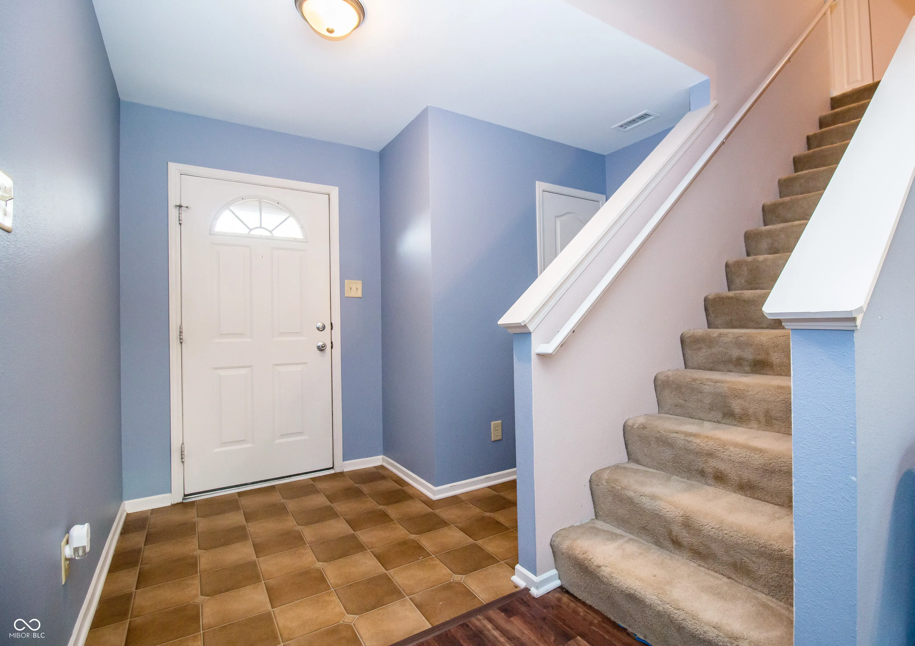 Greenwood, Indiana 46143, United States, 3 Bedrooms Bedrooms, ,3 BathroomsBathrooms,Residential,Active,124992