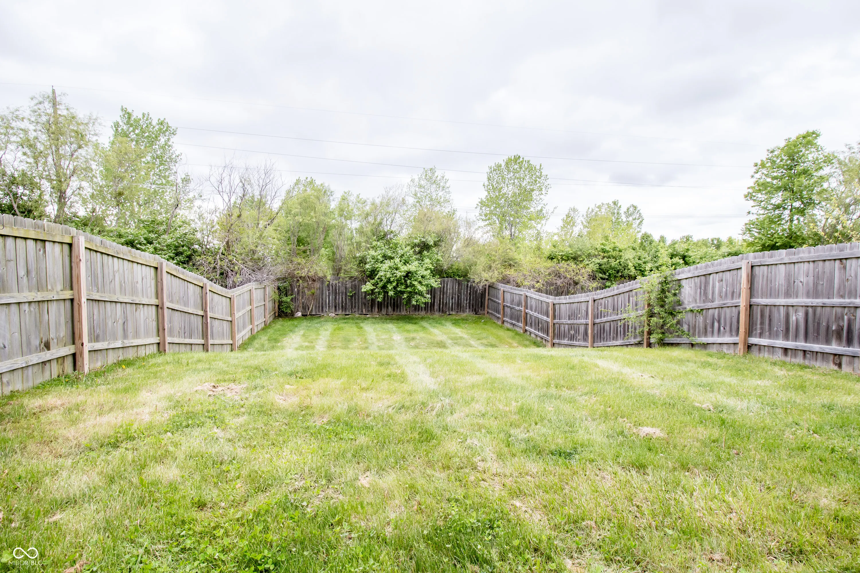 Greenwood, Indiana 46143, United States, 3 Bedrooms Bedrooms, ,3 BathroomsBathrooms,Residential,Active,124992