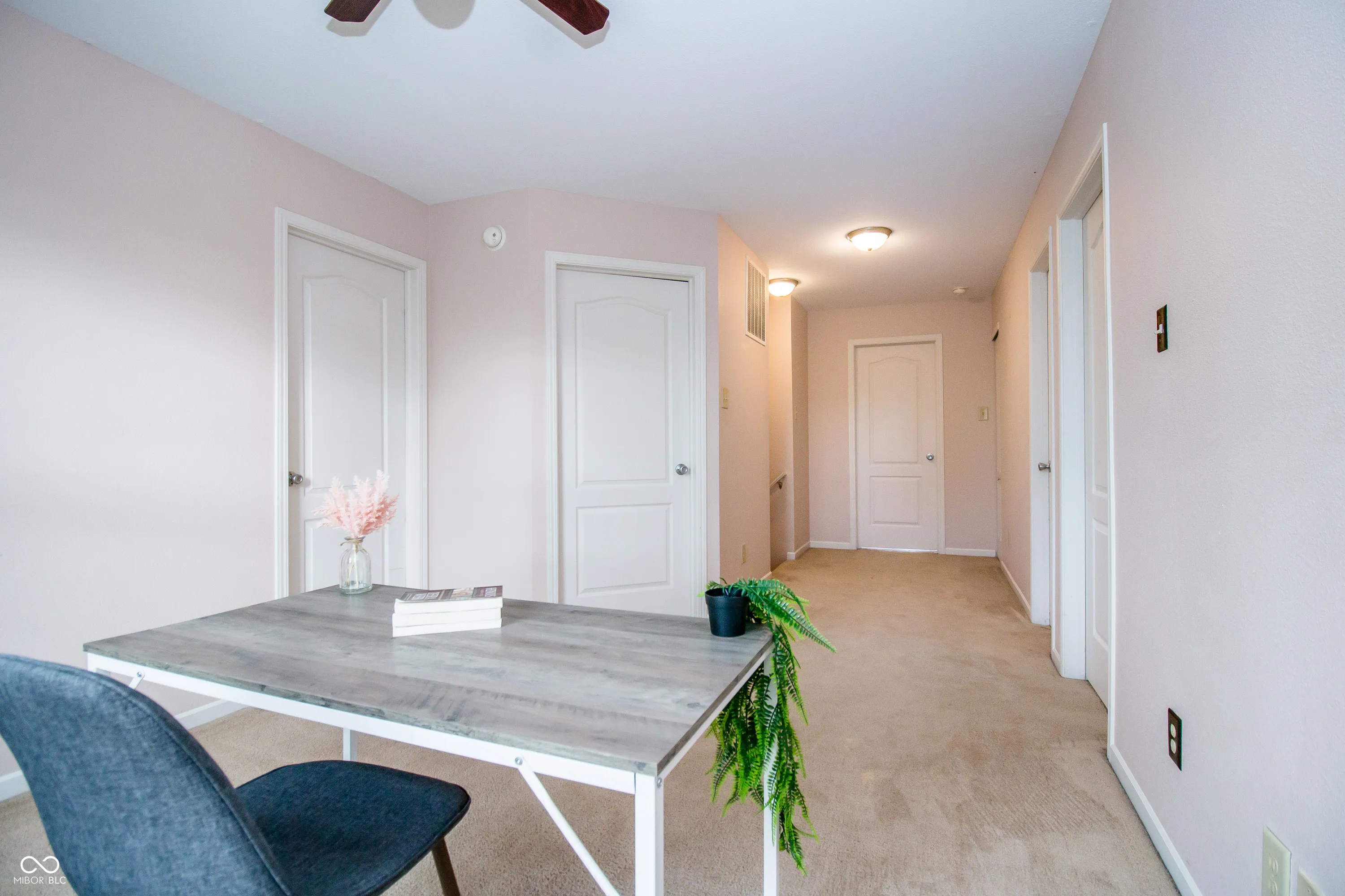 Greenwood, Indiana 46143, United States, 3 Bedrooms Bedrooms, ,3 BathroomsBathrooms,Residential,Active,124992