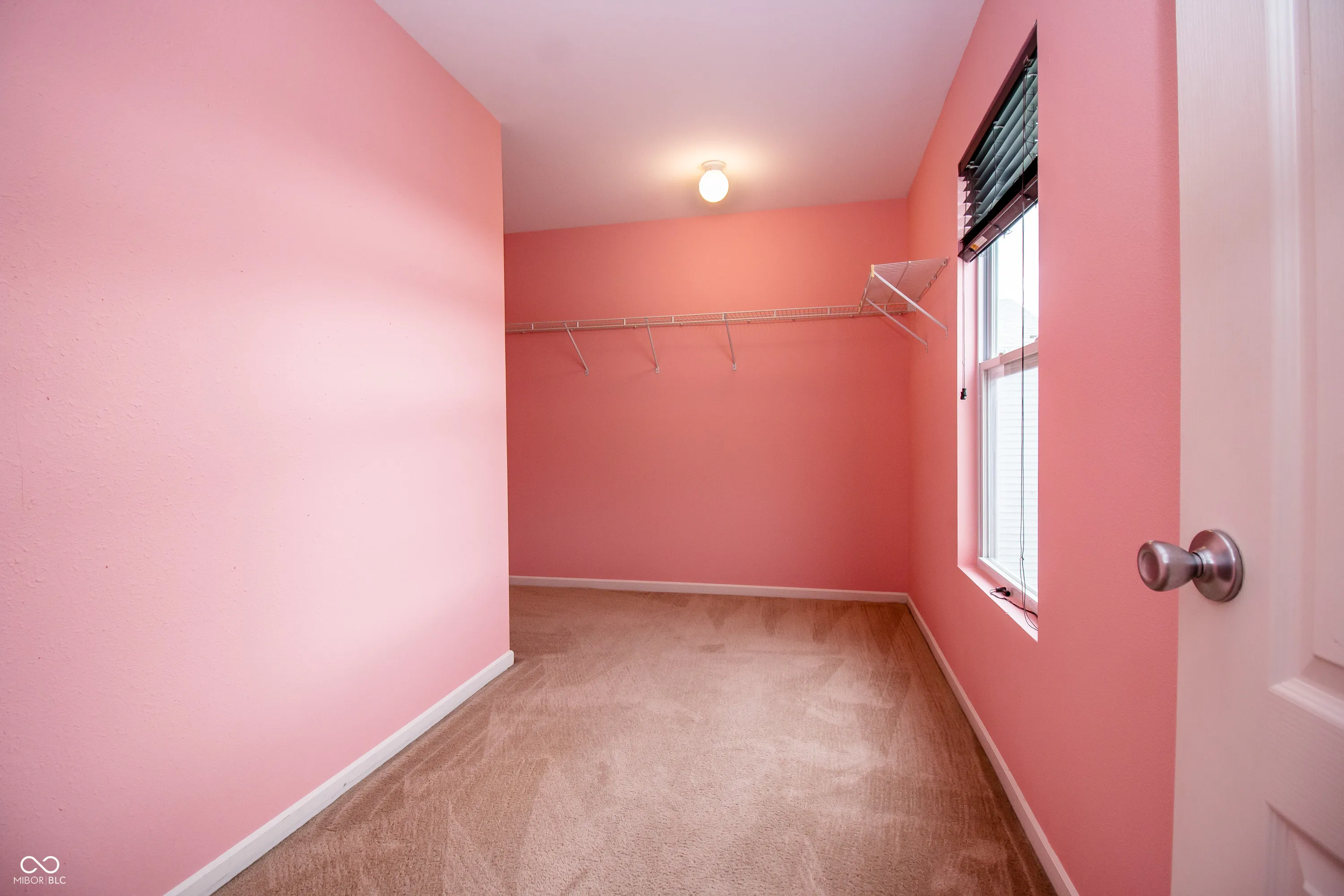 Greenwood, Indiana 46143, United States, 3 Bedrooms Bedrooms, ,3 BathroomsBathrooms,Residential,Active,124992