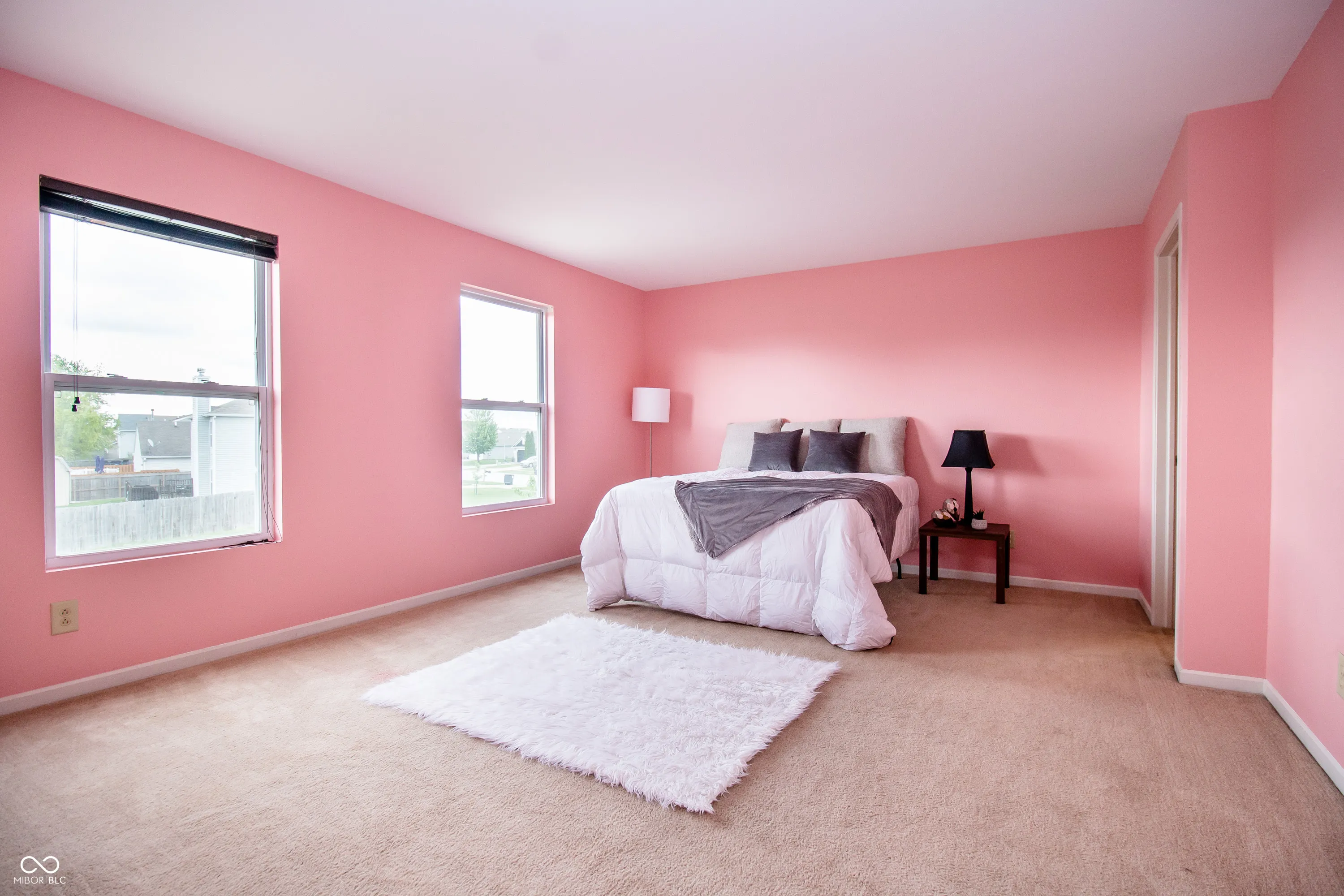 Greenwood, Indiana 46143, United States, 3 Bedrooms Bedrooms, ,3 BathroomsBathrooms,Residential,Active,124992