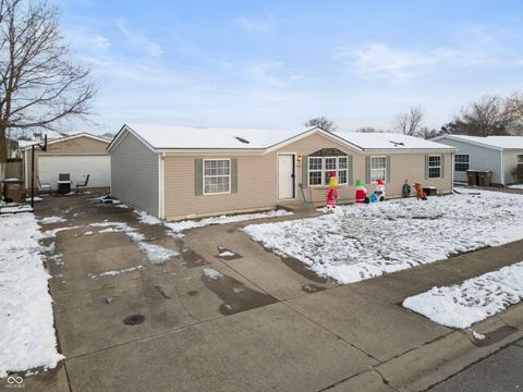 Photo of 4687 Breckenridge Drive, Columbus, IN 47203 (MLS # 22075434)