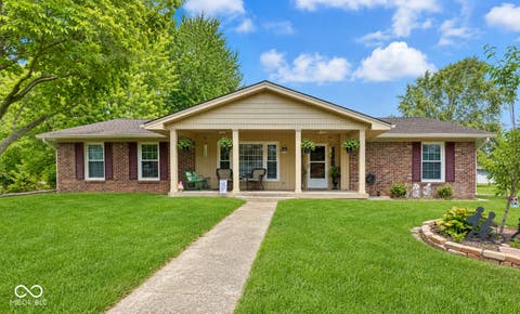 Photo for 1200 E Adams Drive