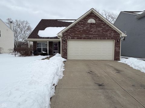 Photo of 7601 Pipestone Drive, Indianapolis, IN 46217 (MLS # 22083226)