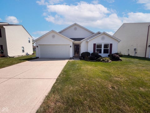 Photo of 14301 Weeping Cherry Drive, Fishers, IN 46038 (MLS # 22124735)
