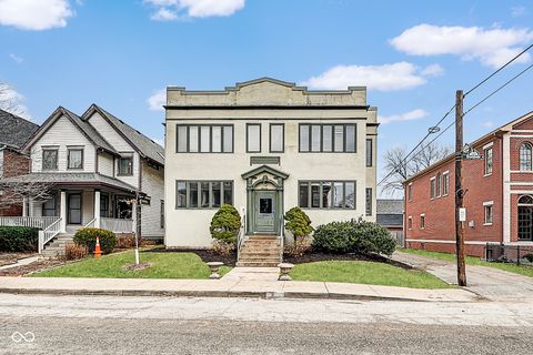 Photo of 919 Broadway Street #APT F, Indianapolis, IN 46202 (MLS # 22078909)