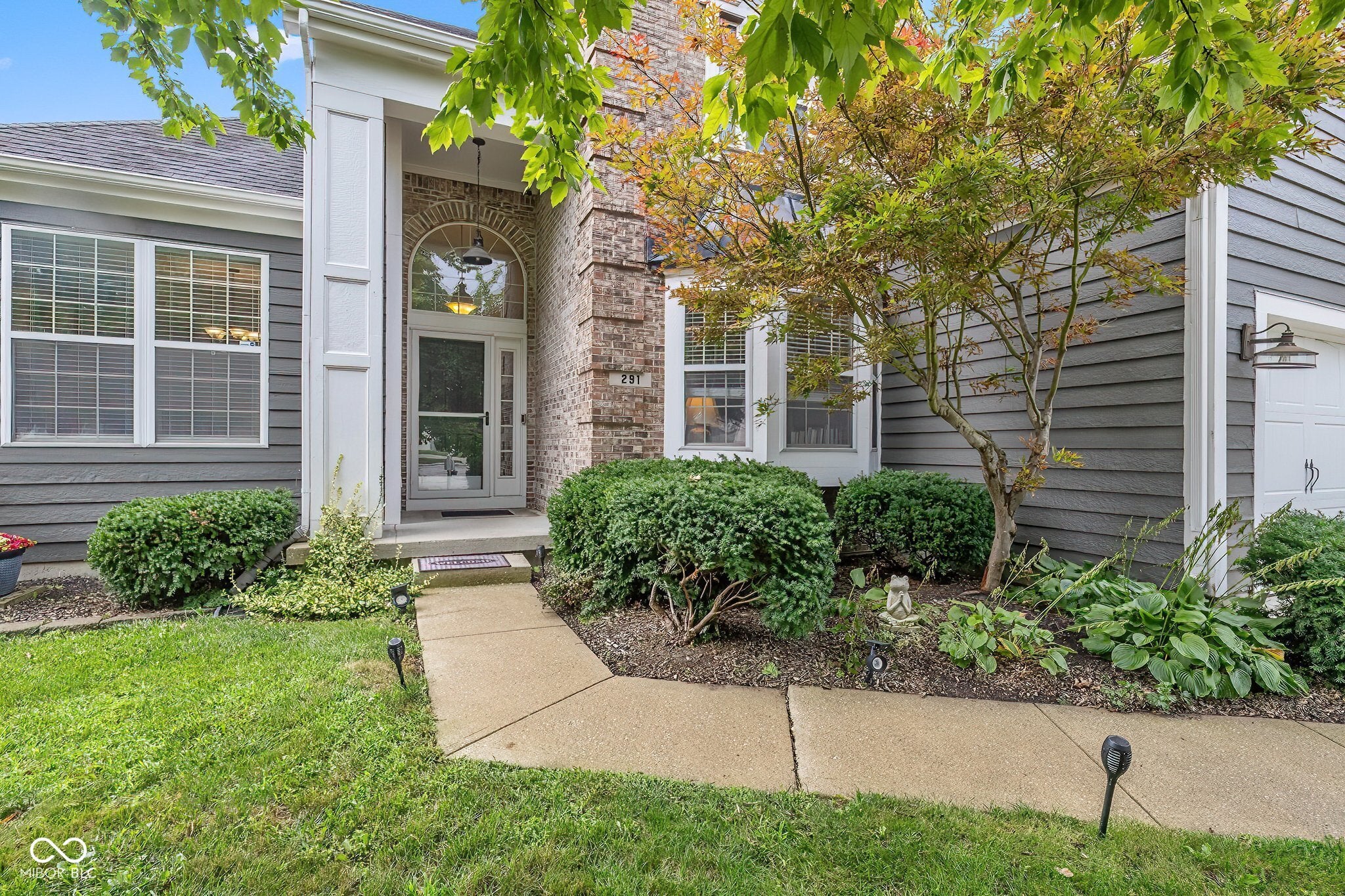 291 Cobblesprings