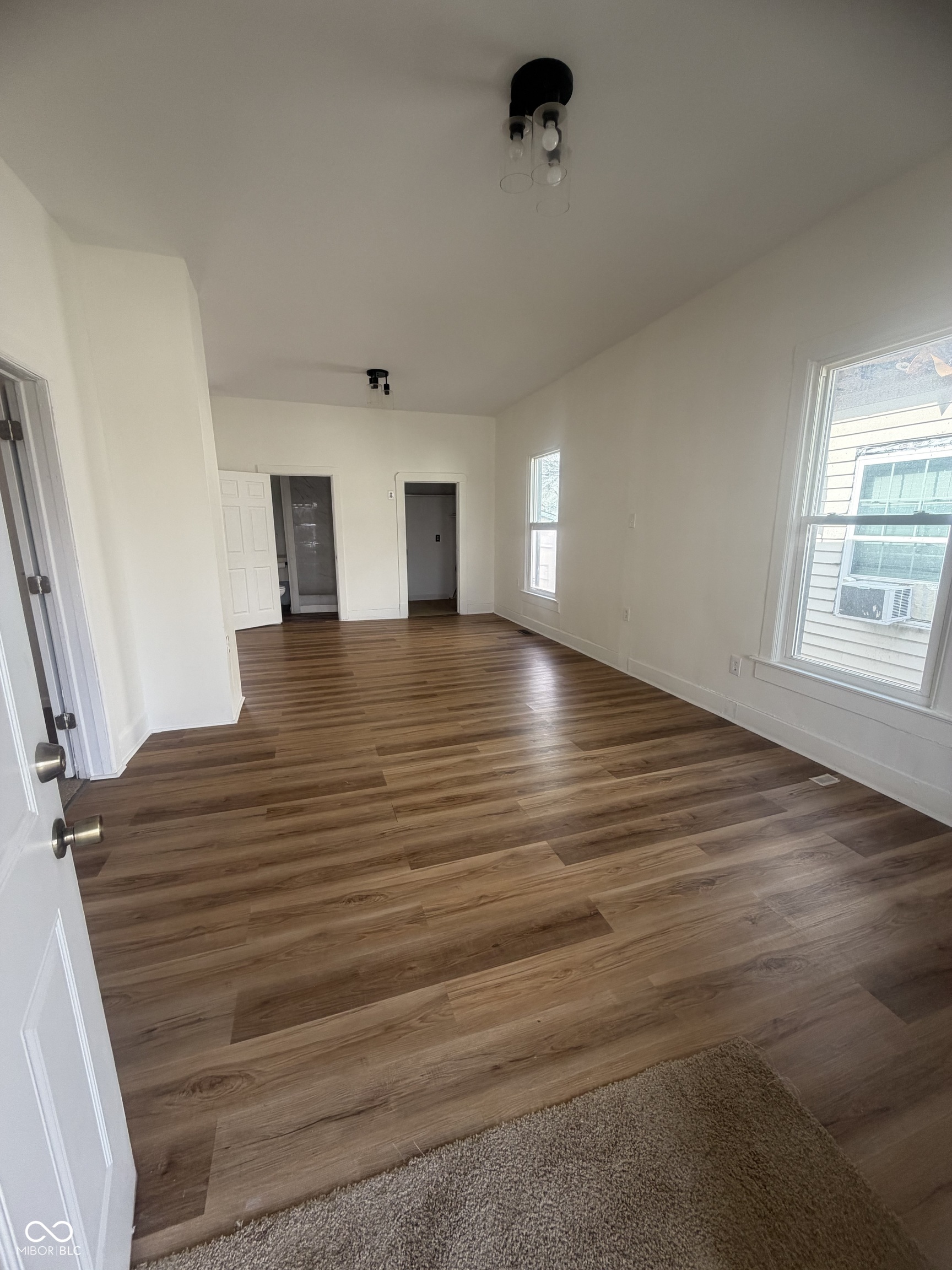 328 S Addison Street